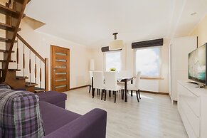 Holiday House Bursztyn by Renters