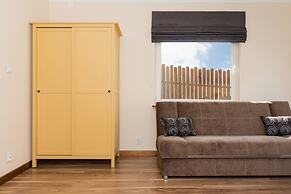 Holiday House Bursztyn by Renters