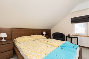 Holiday House Bursztyn by Renters