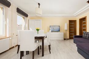 Holiday House Bursztyn by Renters