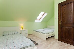 Holiday House Kurnik by Renters