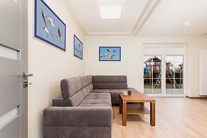 Holiday House Mewa by Renters