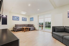 Holiday House Mewa by Renters