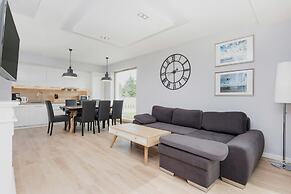 Holiday House Posejdon by Renters