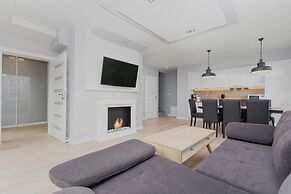 Holiday House Posejdon by Renters