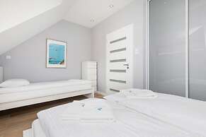 Holiday House Posejdon by Renters