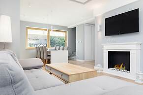 Holiday House Posejdon by Renters