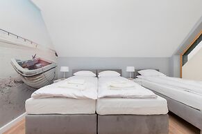 Holiday House Posejdon by Renters