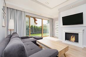 Holiday House Posejdon by Renters