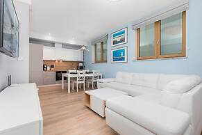 Holiday House Posejdon by Renters