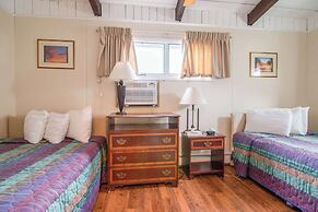 Ocean House Hotel & Motel