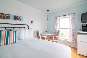 Ocean House Hotel & Motel