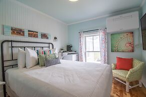 Ocean House Hotel & Motel