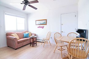 Ocean House Hotel & Motel