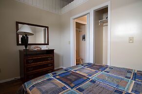 Ocean House Hotel & Motel