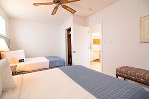 Ocean House Hotel & Motel