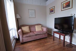 Ocean House Hotel & Motel