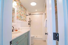 Ocean House Hotel & Motel