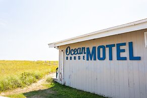 Ocean House Hotel & Motel