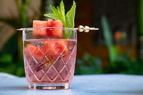 Palacio Provincial San Juan, Curio Collection by Hilton