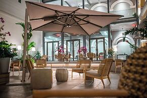 Palacio Provincial San Juan, Curio Collection by Hilton