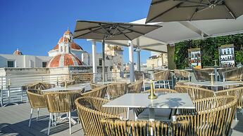 Palacio Provincial San Juan, Curio Collection by Hilton