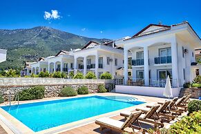 4 Bedroom Luxury Villa - Diamond