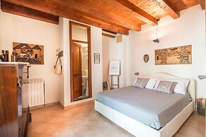 Nice apartment in Palazzo Vatticani
