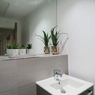 Tudors eSuites JQ Regency Kingsize