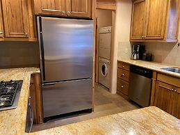Piñon Dream - Walk to The Plaza, Comfortable Southwestern Style