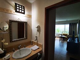 Lovely Beachfront Estudio in Hotel Zone