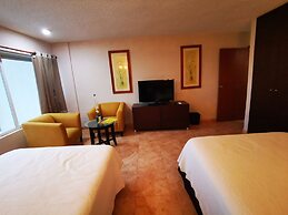 Lovely Beachfront Estudio in Hotel Zone