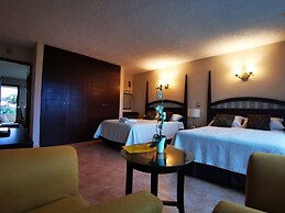 Lovely Beachfront Estudio in Hotel Zone