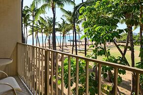 Kaimana Beach Hotel