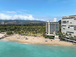 Kaimana Beach Hotel
