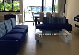 Casa Quinta en condominio Campestre el Peñon Girardot