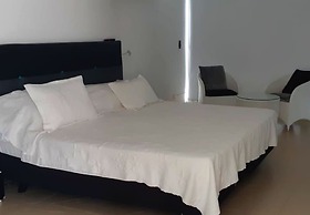 Casa Quinta en condominio Campestre el Peñon Girardot