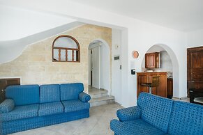 Cleopatra Villa