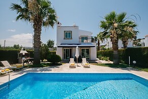 Cleopatra Villa