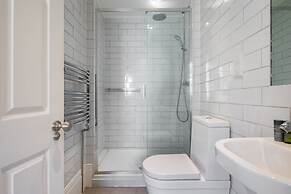 Hausd - Floral Street