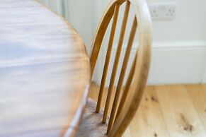 Hausd - Floral Street