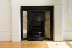 Hausd - Floral Street