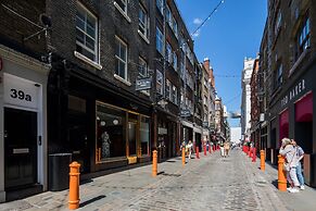 Hausd - Floral Street