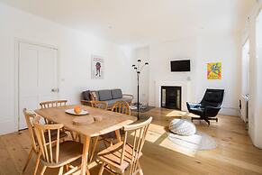 Hausd - Floral Street