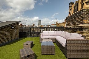 Hausd - Floral Street