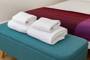 Hausd - Floral Street