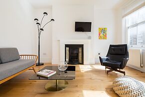 Hausd - Floral Street