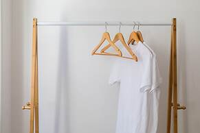 Hausd - Floral Street