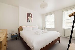 Hausd - Floral Street