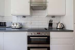 Hausd - Floral Street